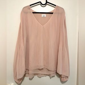 Aritzia Wilfred Daydreamer V-Neck Blouse Pink